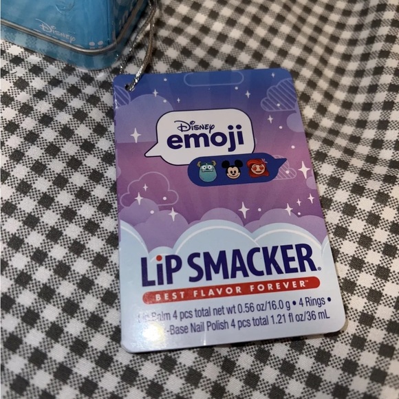 Disney Lip Smacker 4 Lip Gloss, 4 Nail Polish&4 Ring 12 Pieces Set Blue Tin. new - Picture 14 of 16